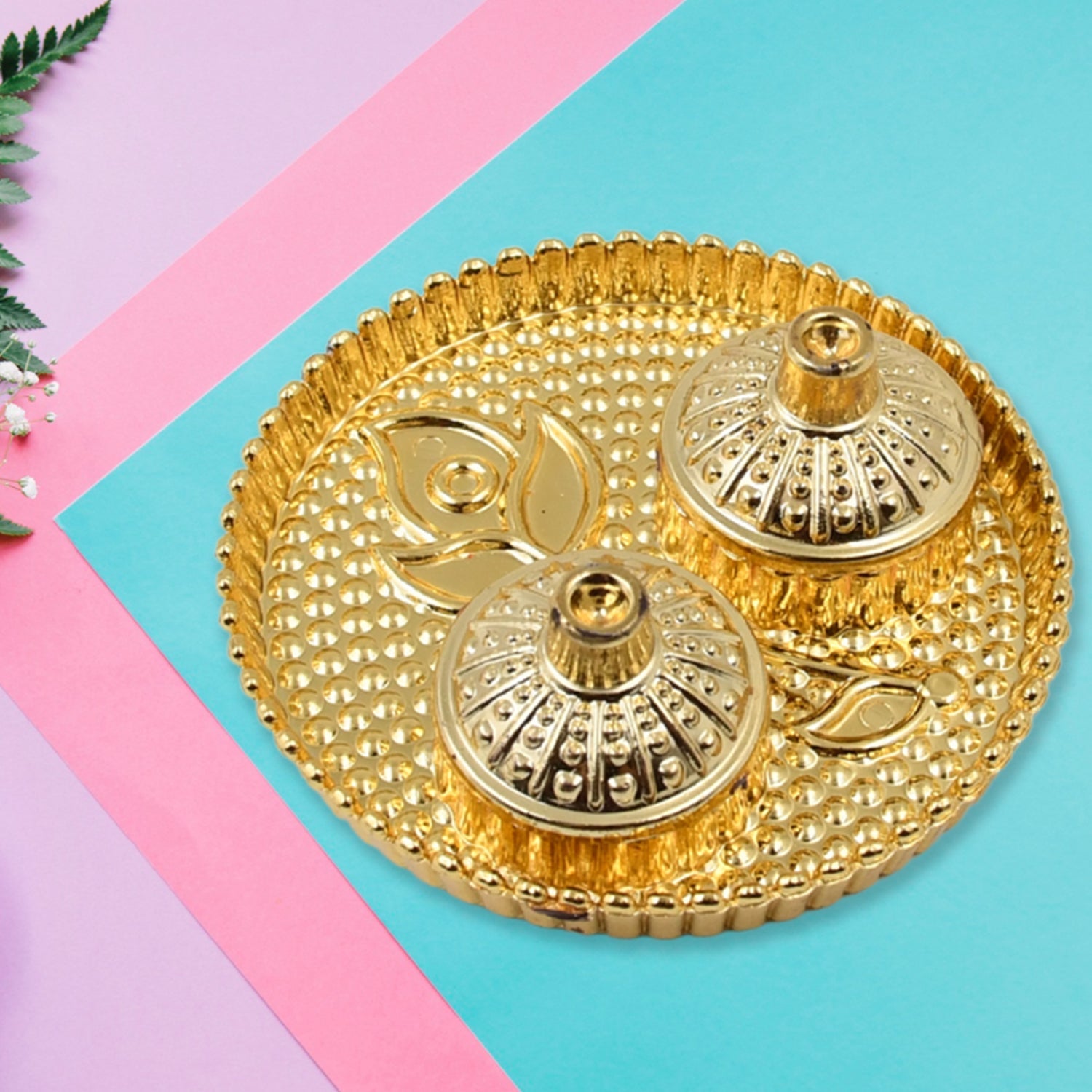 Round Shape Special Puja Thali, Kumkum Thali Holder (1 Pc / Small) Round Shape Special Puja Thali, Kumkum Thali Holder (1 Pc / Small)